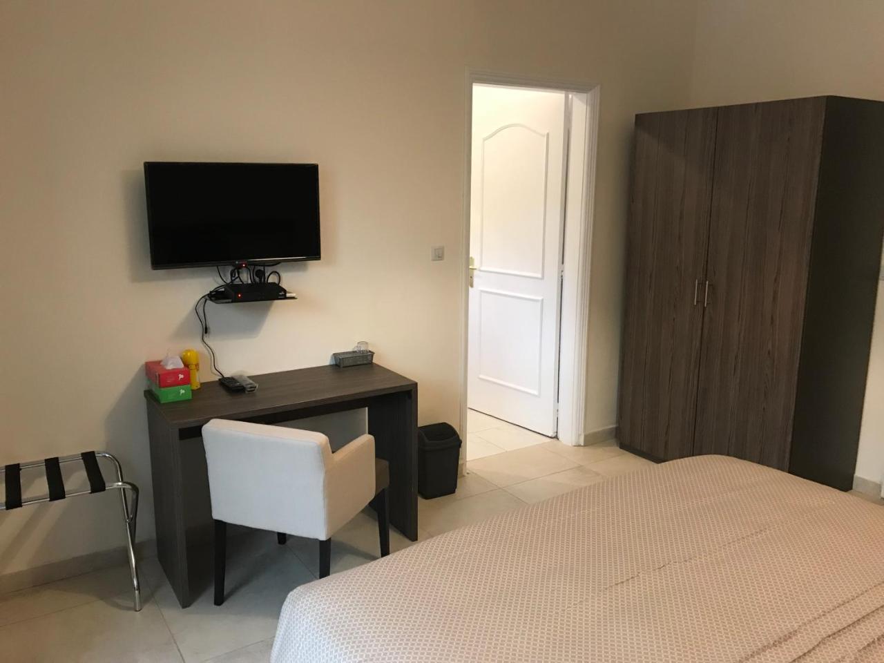 Hotel J Pad *
